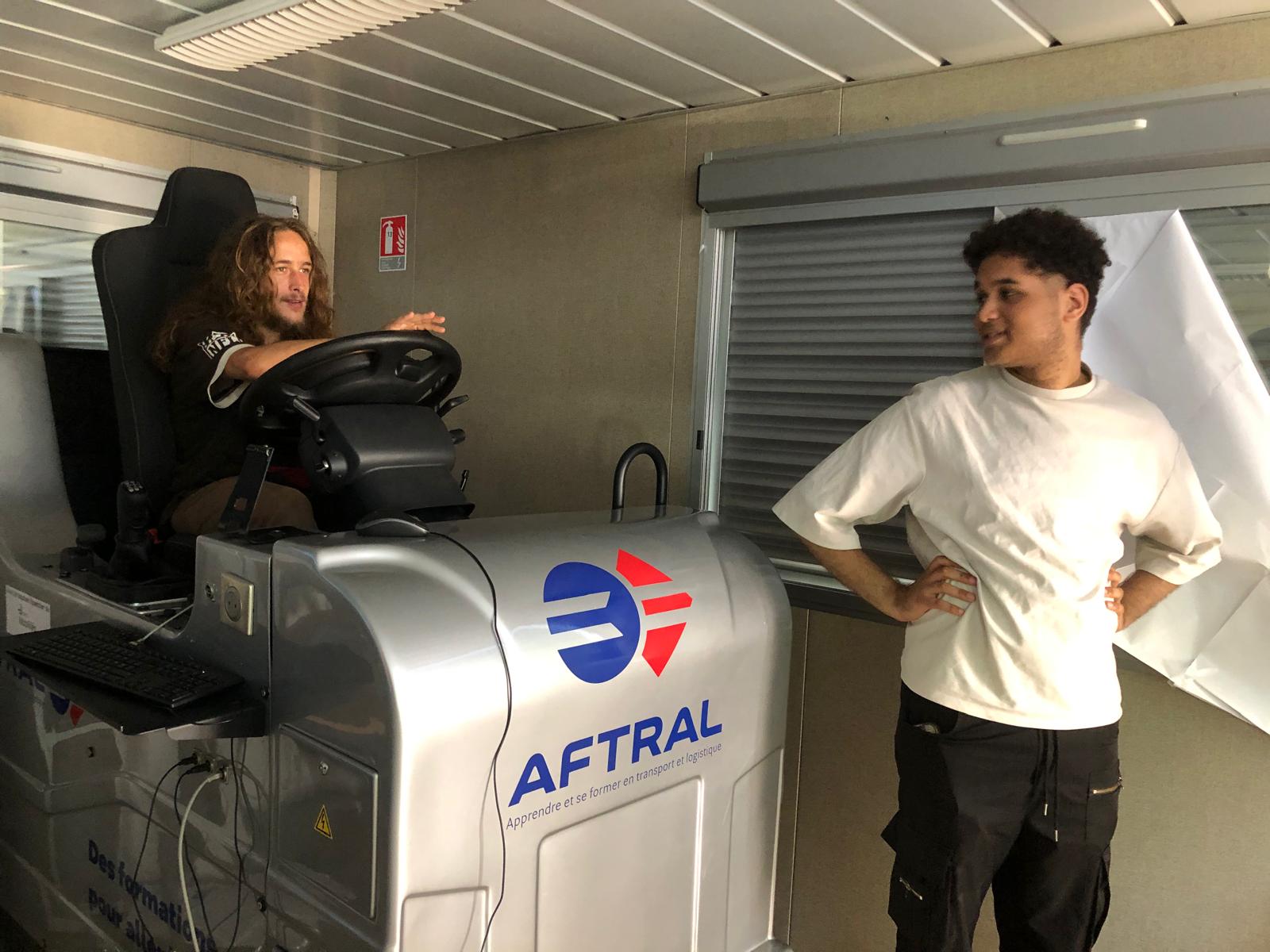 Les jeunes du CEJ découvrent les métiers de la logistique à l’AFTRAL